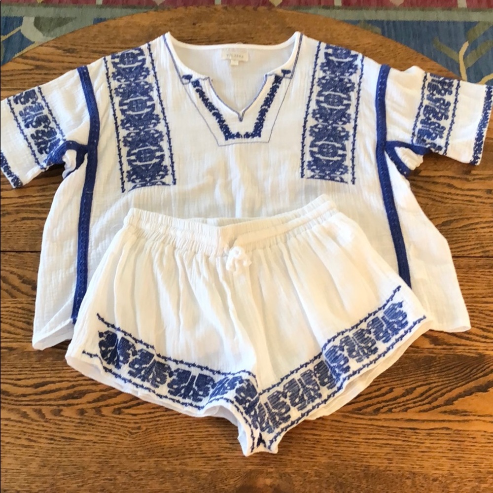 Velzra Blue & White Set